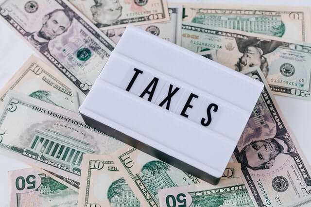 Corporate & Personal Taxes​​